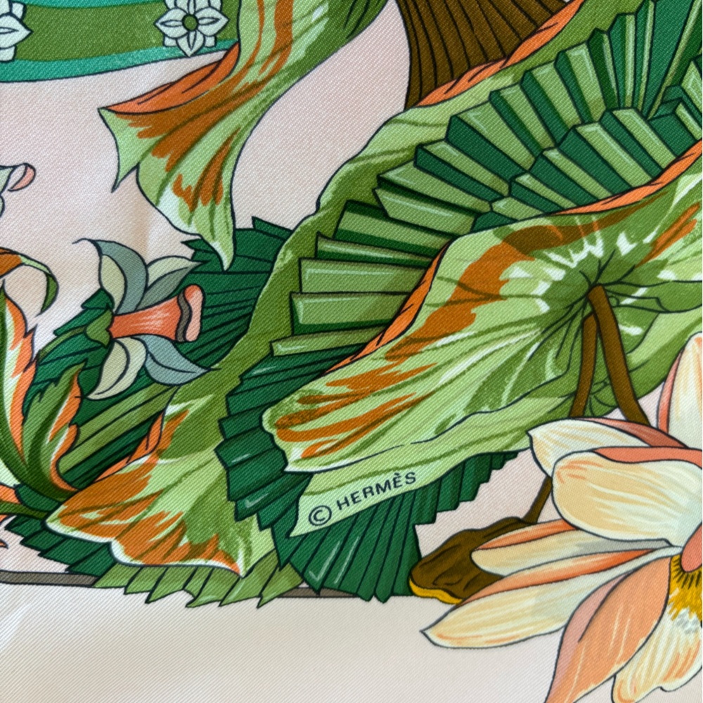 Rare Hermes
Sarasvati Silk Scarf - Picture 2 of 16
